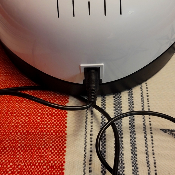 Sun Nail Lamp - Picture 4 of 8